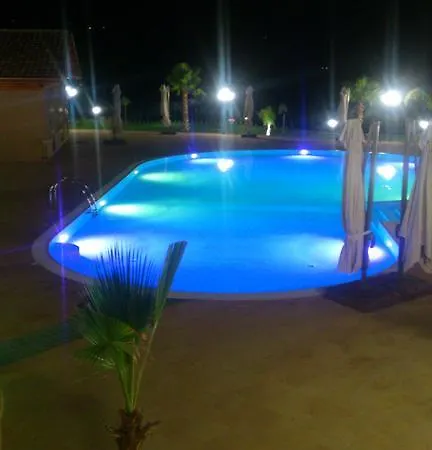 Feudo Marulo Vakantieboerderij *