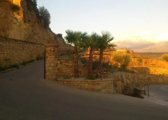 Feudo Marulo ברונטה